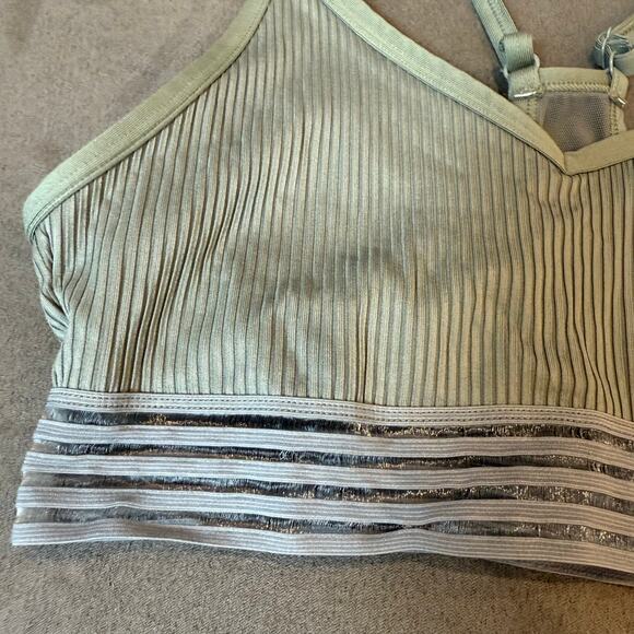 Pink Sport Victoria's Secret Ultimate Lightly Lined Sports Bra Bralette Green M - Picture 2 of 7